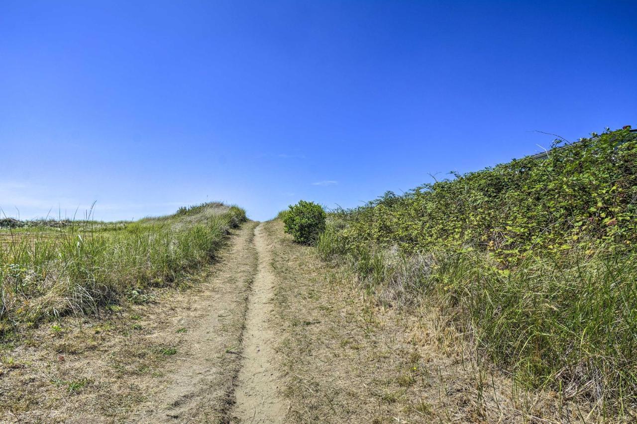 Coastal Pnw Gem With Hot Tub - Walk To Beach! Grayland المظهر الخارجي الصورة